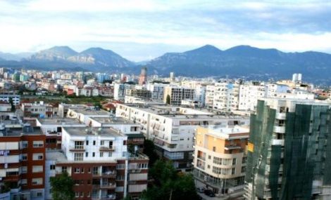 Legalizimi i pallateve pa leje:12 mije familje moren certifikatat e pronesise ne 2020